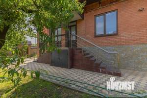 Дом 364м², 1-этажный, участок 10 сот.