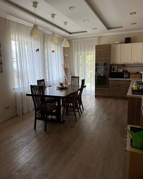 Дом 150м², 2-этажный, участок 4 сот.