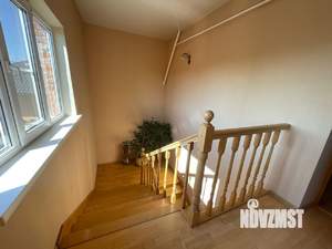 Дом 208м², 2-этажный, участок 8 сот.