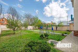 Дом 275м², 3-этажный, участок 10 сот.