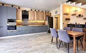 Дом 95м², 2-этажный, участок 4 сот.