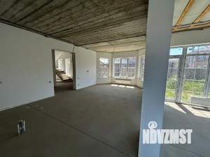 Дом 190м², 2-этажный, участок 4 сот.