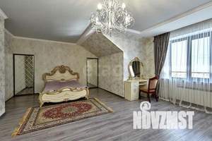 Дом 545м², 3-этажный, участок 20 сот.