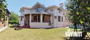 Дом 479м², 2-этажный, участок 10 сот.