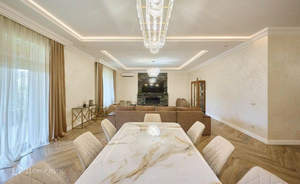 Дом 554м², 2-этажный, участок 16 сот.