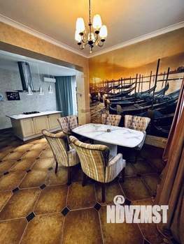 Дом 300м², 2-этажный, участок 8 сот.