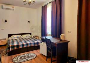 Дом 580м², 3-этажный, участок 6 сот.