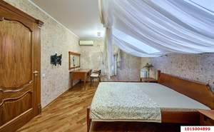 Дом 197м², 3-этажный, участок 6 сот.