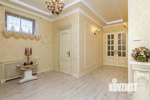 Дом 440м², 4-этажный, участок 4 сот.