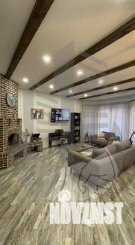 Дом 200м², 2-этажный, участок 6 сот.