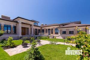 Дом 833м², 2-этажный, участок 10 сот.