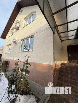 Дом 225м², 2-этажный, участок 4 сот.