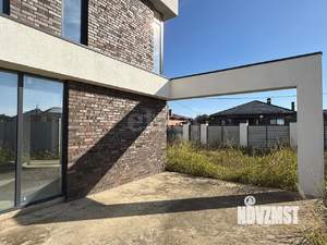 Дом 275м², 3-этажный, участок 6 сот.