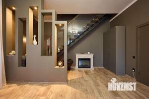 Дом 270м², 3-этажный, участок 6 сот.