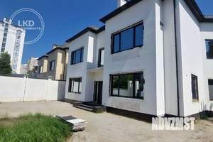 Дом 365м², 2-этажный, участок 4 сот.