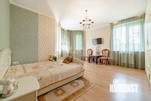 Дом 189м², 2-этажный, участок 9 сот.