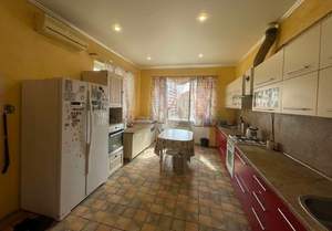 Дом 260м², 3-этажный, участок 7 сот.