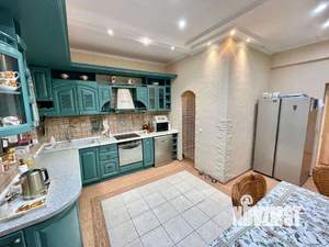 Дом 190м², 2-этажный, участок 2 сот.