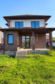 Дом 182м², 2-этажный, участок 10 сот.