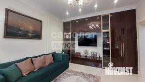 Дом 277м², 2-этажный, участок 6 сот.