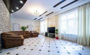 Дом 226м², 2-этажный, участок 4 сот.