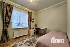 Дом 76м², 2-этажный, участок 8 сот.