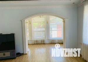 Дом 273м², 1-этажный, участок 6 сот.