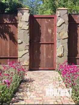 Дом 300м², 3-этажный, участок 8 сот.