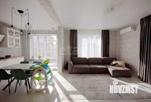 Дом 140м², 2-этажный, участок 3 сот.