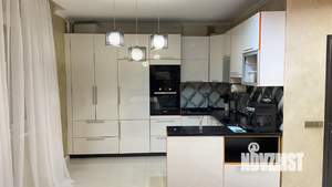 Таунхаус 100м², 2-этажный, участок 2 сот.