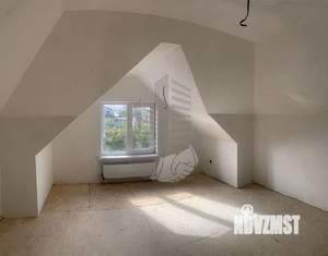 Дом 136м², 2-этажный, участок 4 сот.