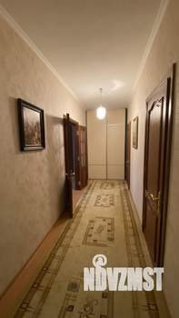 Дом 400м², 2-этажный, участок 10 сот.