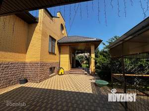 Дом 360м², 2-этажный, участок 10 сот.