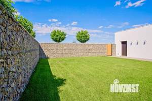 Дом 215м², 1-этажный, участок 4 сот.