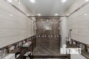 Дом 285м², 3-этажный, участок 6 сот.