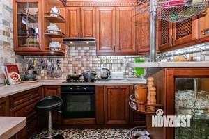 Дом 175м², 3-этажный, участок 1 сот.