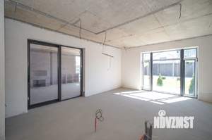 Дом 323м², 2-этажный, участок 6 сот.