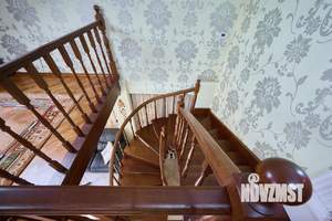 Дом 197м², 3-этажный, участок 6 сот.