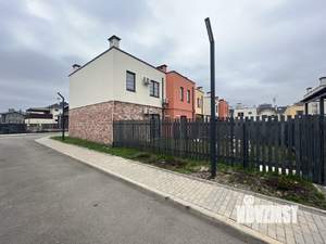 Таунхаус 90м², 2-этажный, участок 1 сот.