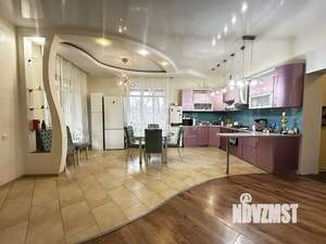 Дом 300м², 2-этажный, участок 20 сот.