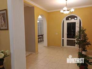 Дом 337м², 3-этажный, участок 8 сот.