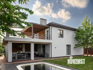 Дом 200м², 2-этажный, участок 10 сот.