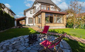 Дом 257м², 2-этажный, участок 6 сот.