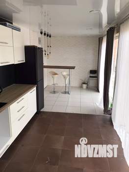 Дом 190м², 2-этажный, участок 8 сот.