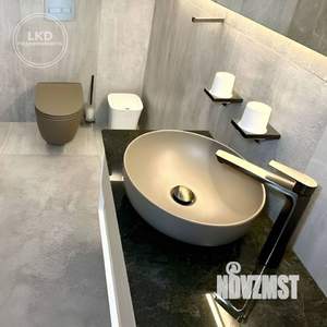 Дом 500м², 3-этажный, участок 14 сот.