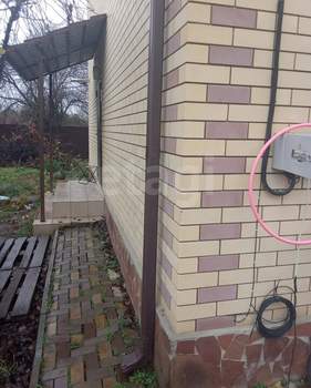 Дом 176м², 2-этажный, участок 6 сот.