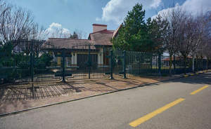 Дом 340м², 3-этажный, участок 13 сот.