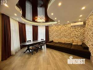 Коттедж 191м², 2-этажный, участок 4 сот.