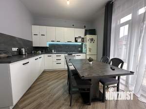 Дом 92м², 2-этажный, участок 4 сот.