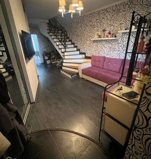 Дом 89м², 3-этажный, участок 6 сот.